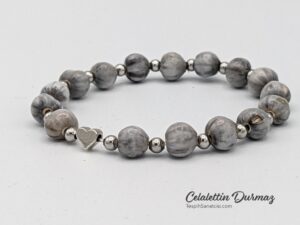 Bitki çekirdeği sanatı koleksiyonumuzdan tesbih ve bileklik seti. Doğanın renklerini taşıyan el emeği göz nuru ürünler.